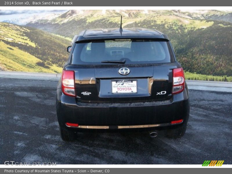 Black Sand Pearl / Black 2014 Scion xD