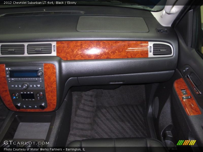 Black / Ebony 2012 Chevrolet Suburban LT 4x4