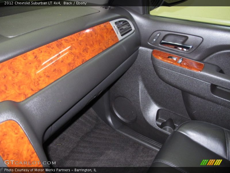 Black / Ebony 2012 Chevrolet Suburban LT 4x4