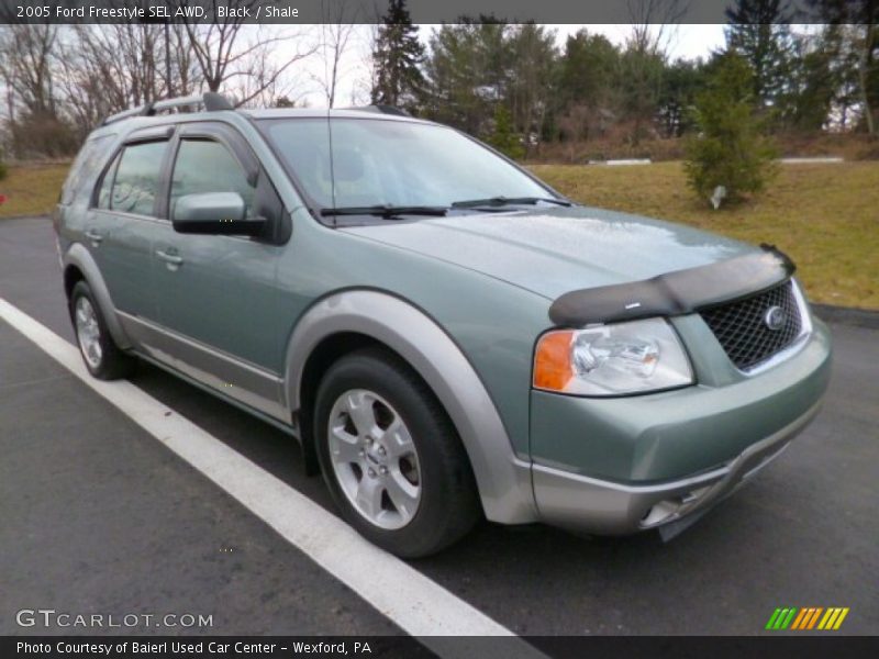 Black / Shale 2005 Ford Freestyle SEL AWD