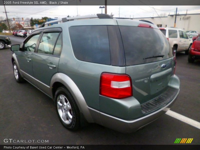 Black / Shale 2005 Ford Freestyle SEL AWD