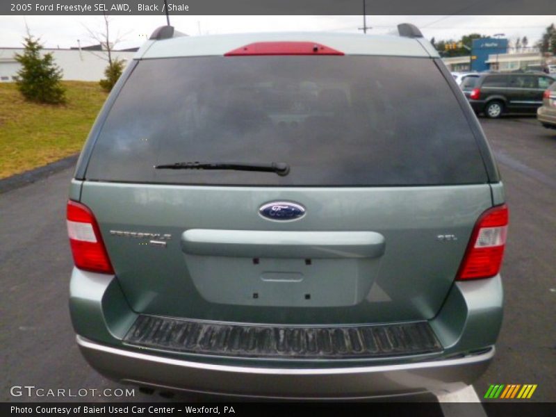 Black / Shale 2005 Ford Freestyle SEL AWD