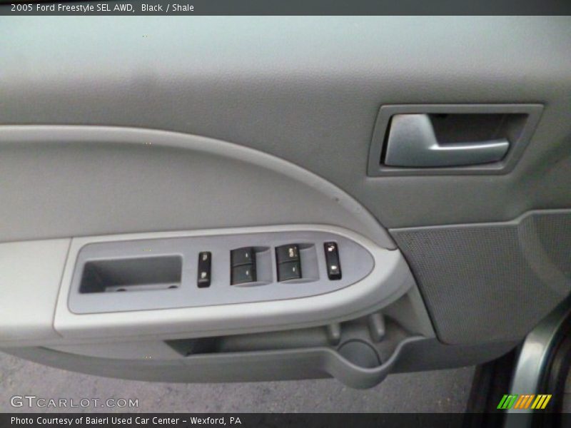 Black / Shale 2005 Ford Freestyle SEL AWD