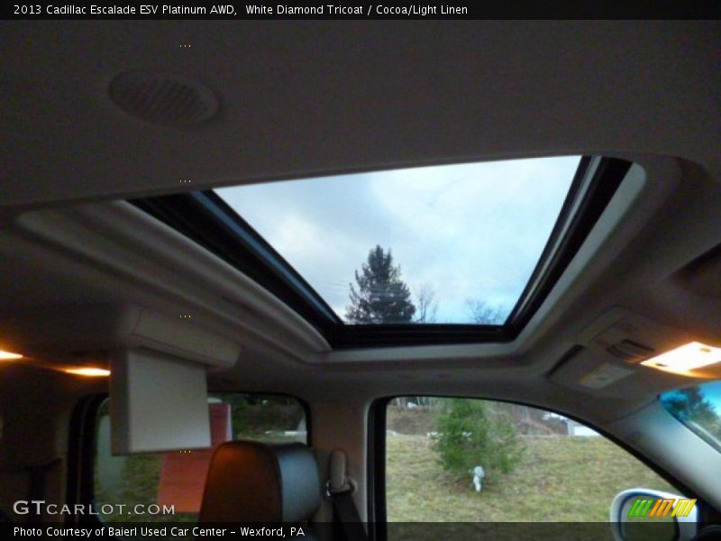 White Diamond Tricoat / Cocoa/Light Linen 2013 Cadillac Escalade ESV Platinum AWD