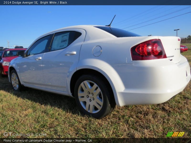 Bright White / Black 2014 Dodge Avenger SE