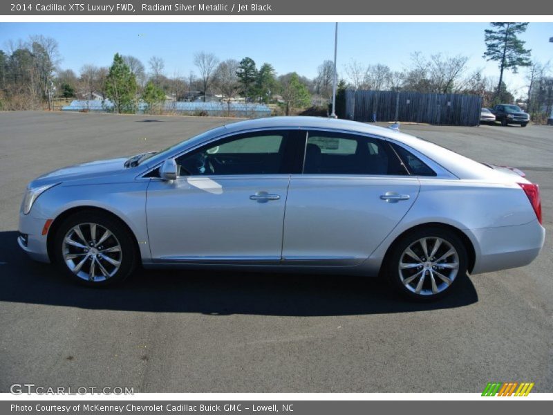 Radiant Silver Metallic / Jet Black 2014 Cadillac XTS Luxury FWD
