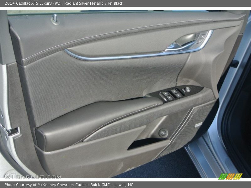 Radiant Silver Metallic / Jet Black 2014 Cadillac XTS Luxury FWD