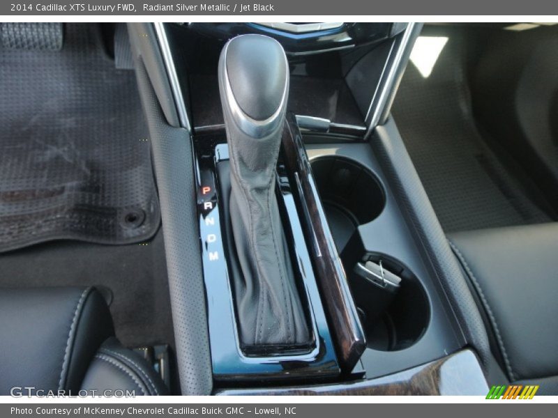 Radiant Silver Metallic / Jet Black 2014 Cadillac XTS Luxury FWD