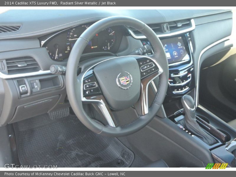Radiant Silver Metallic / Jet Black 2014 Cadillac XTS Luxury FWD