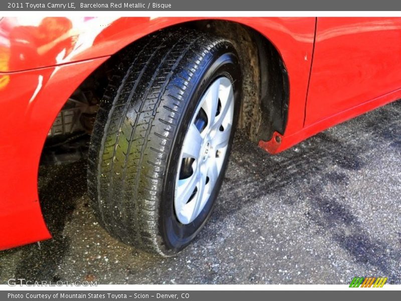 Barcelona Red Metallic / Bisque 2011 Toyota Camry LE