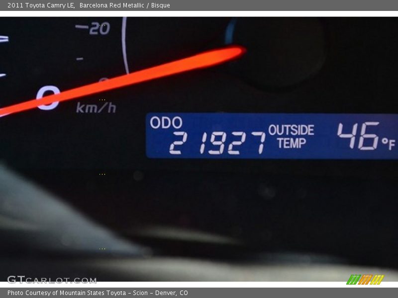Barcelona Red Metallic / Bisque 2011 Toyota Camry LE