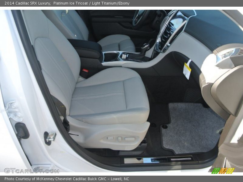 Platinum Ice Tricoat / Light Titanium/Ebony 2014 Cadillac SRX Luxury