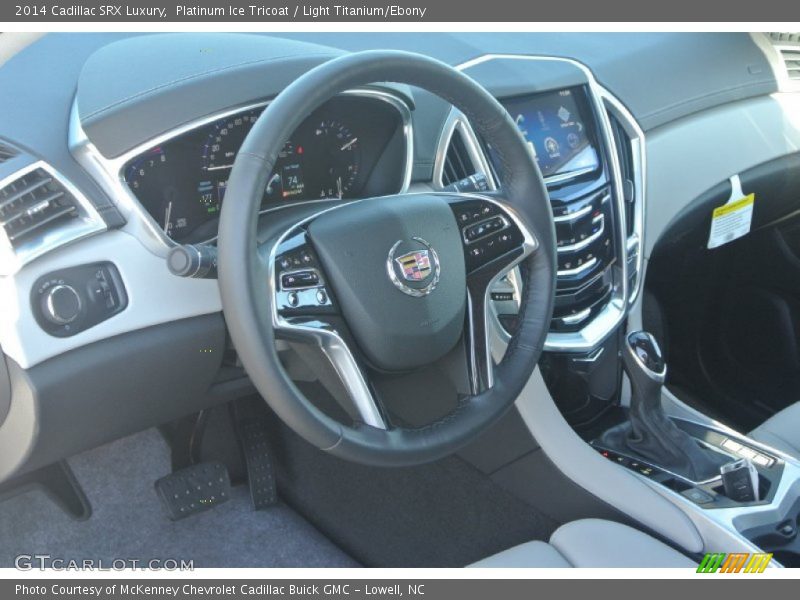 Platinum Ice Tricoat / Light Titanium/Ebony 2014 Cadillac SRX Luxury