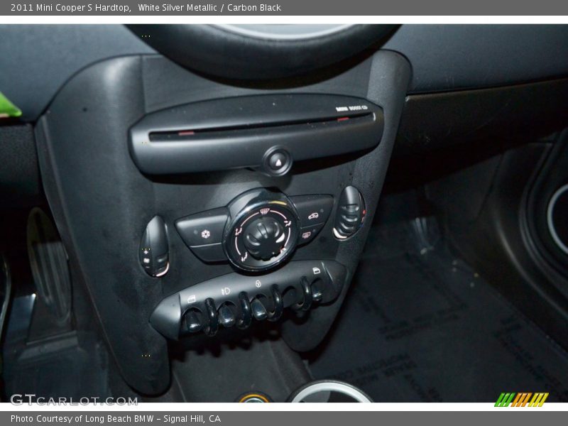 White Silver Metallic / Carbon Black 2011 Mini Cooper S Hardtop