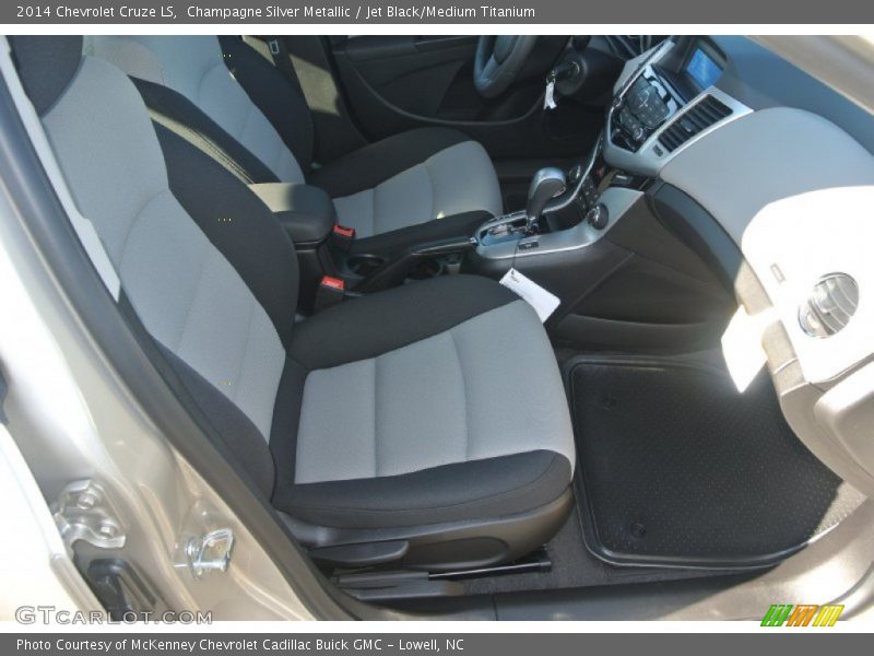 Champagne Silver Metallic / Jet Black/Medium Titanium 2014 Chevrolet Cruze LS