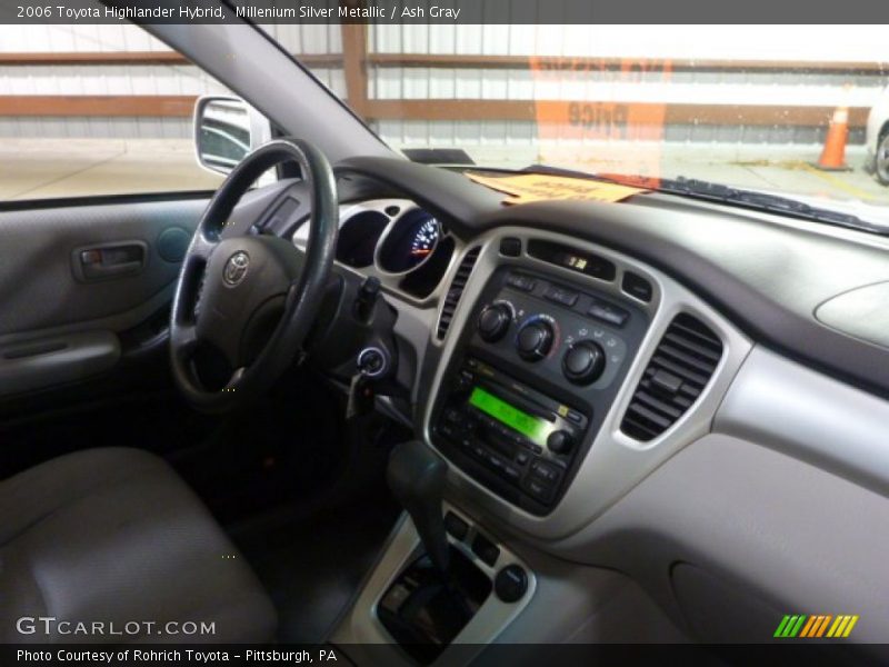 Millenium Silver Metallic / Ash Gray 2006 Toyota Highlander Hybrid