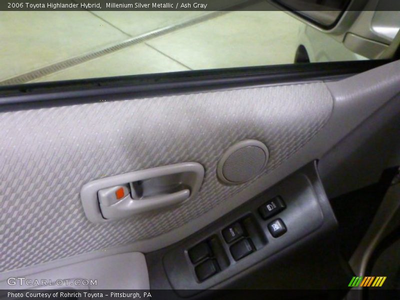 Millenium Silver Metallic / Ash Gray 2006 Toyota Highlander Hybrid