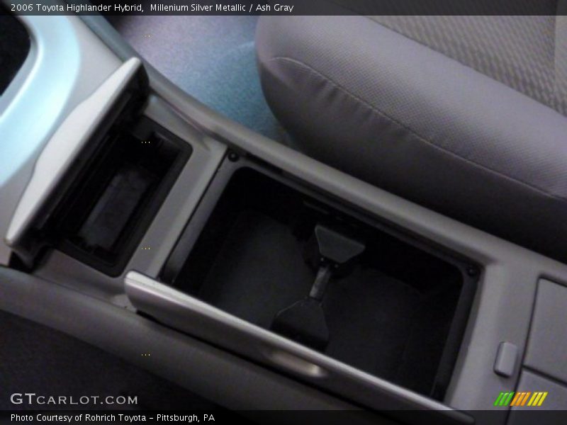 Millenium Silver Metallic / Ash Gray 2006 Toyota Highlander Hybrid