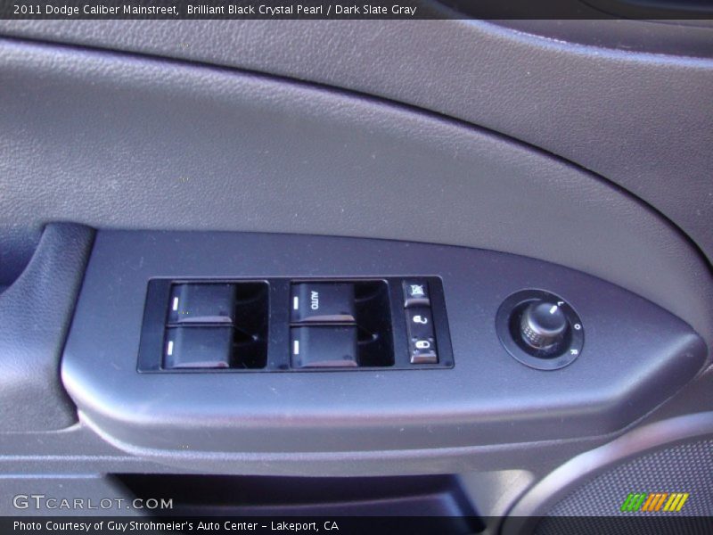 Brilliant Black Crystal Pearl / Dark Slate Gray 2011 Dodge Caliber Mainstreet