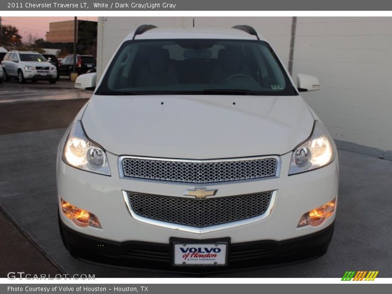 White / Dark Gray/Light Gray 2011 Chevrolet Traverse LT