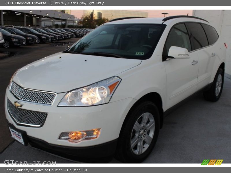 White / Dark Gray/Light Gray 2011 Chevrolet Traverse LT