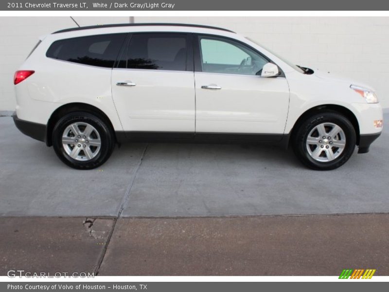 White / Dark Gray/Light Gray 2011 Chevrolet Traverse LT
