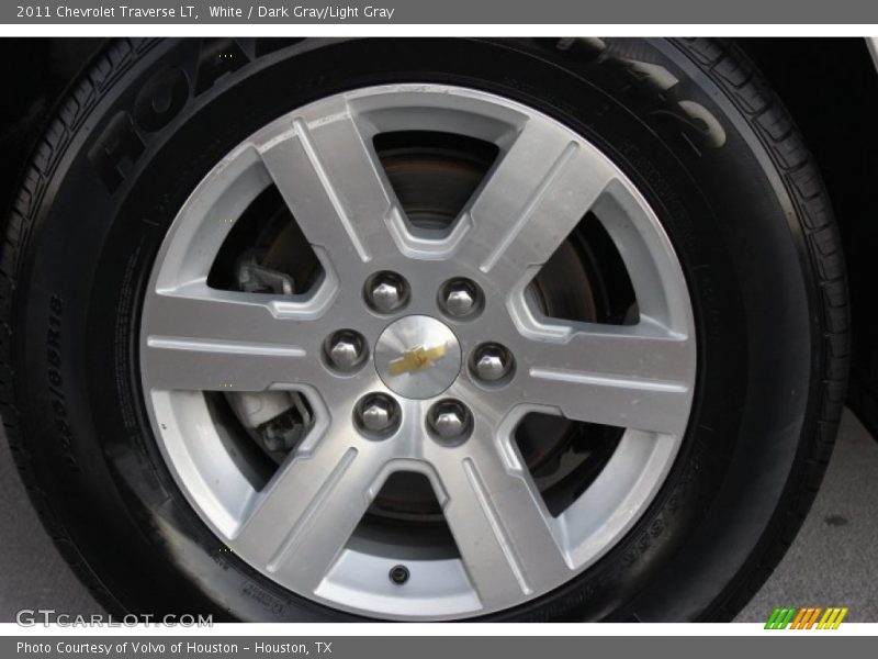 White / Dark Gray/Light Gray 2011 Chevrolet Traverse LT