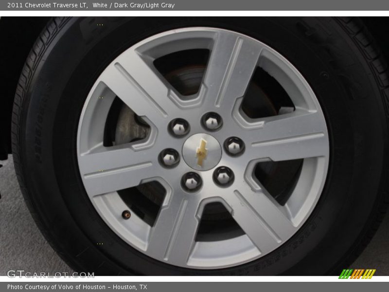White / Dark Gray/Light Gray 2011 Chevrolet Traverse LT