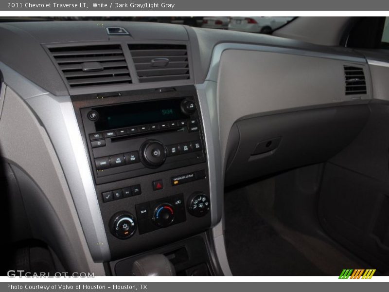 White / Dark Gray/Light Gray 2011 Chevrolet Traverse LT