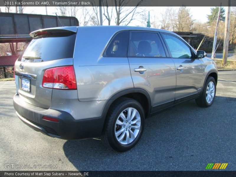 Titanium Silver / Black 2011 Kia Sorento EX AWD