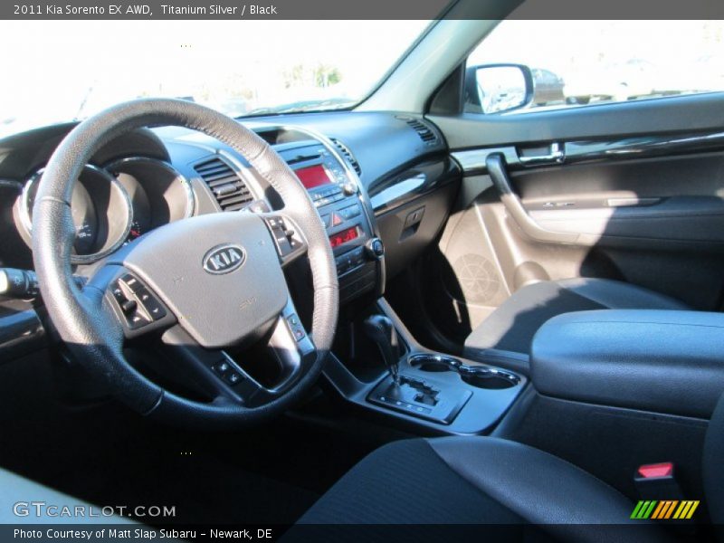 Titanium Silver / Black 2011 Kia Sorento EX AWD