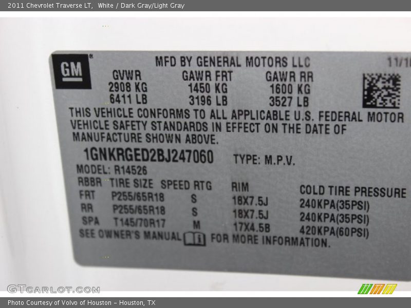 White / Dark Gray/Light Gray 2011 Chevrolet Traverse LT