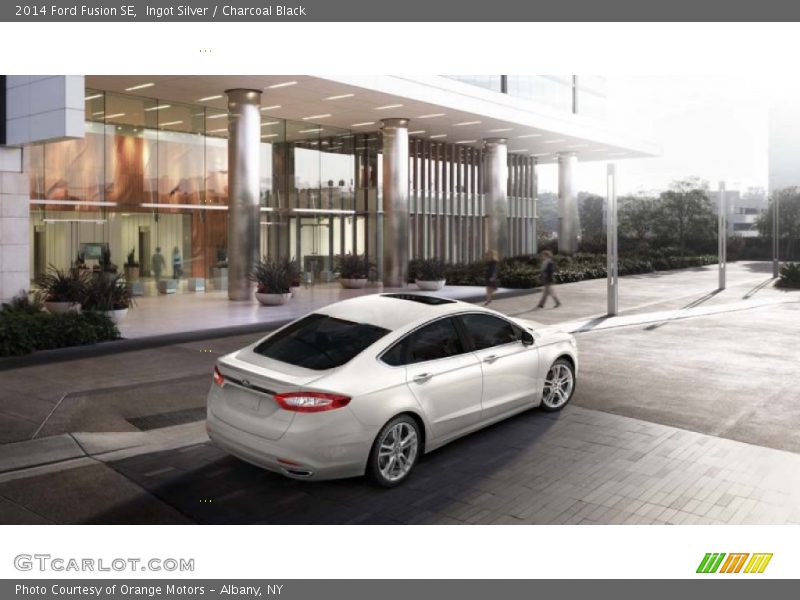 Ingot Silver / Charcoal Black 2014 Ford Fusion SE