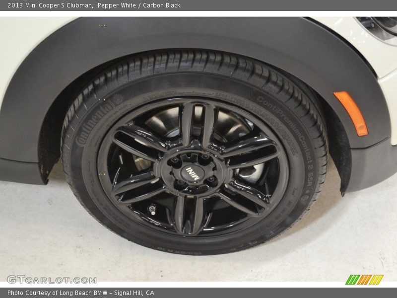 Pepper White / Carbon Black 2013 Mini Cooper S Clubman