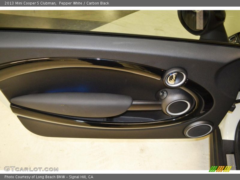 Pepper White / Carbon Black 2013 Mini Cooper S Clubman