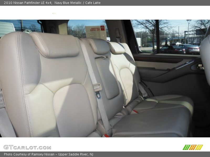 Navy Blue Metallic / Cafe Latte 2010 Nissan Pathfinder LE 4x4
