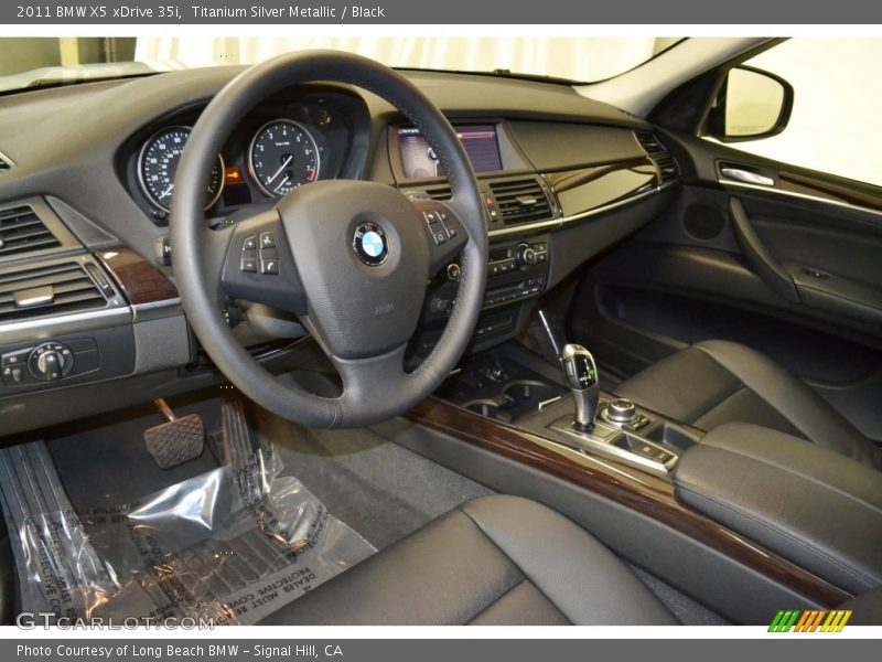 Black Interior - 2011 X5 xDrive 35i 