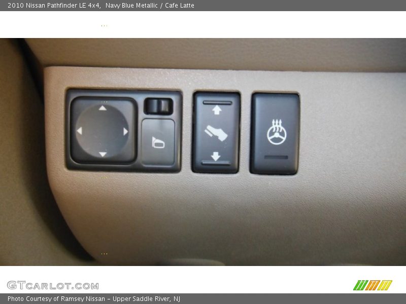 Navy Blue Metallic / Cafe Latte 2010 Nissan Pathfinder LE 4x4