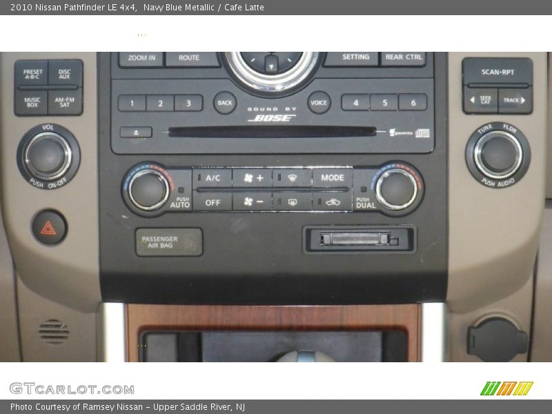 Navy Blue Metallic / Cafe Latte 2010 Nissan Pathfinder LE 4x4