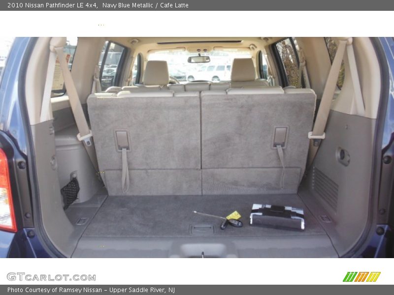 Navy Blue Metallic / Cafe Latte 2010 Nissan Pathfinder LE 4x4