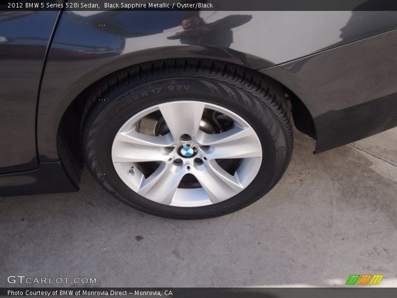 Black Sapphire Metallic / Oyster/Black 2012 BMW 5 Series 528i Sedan