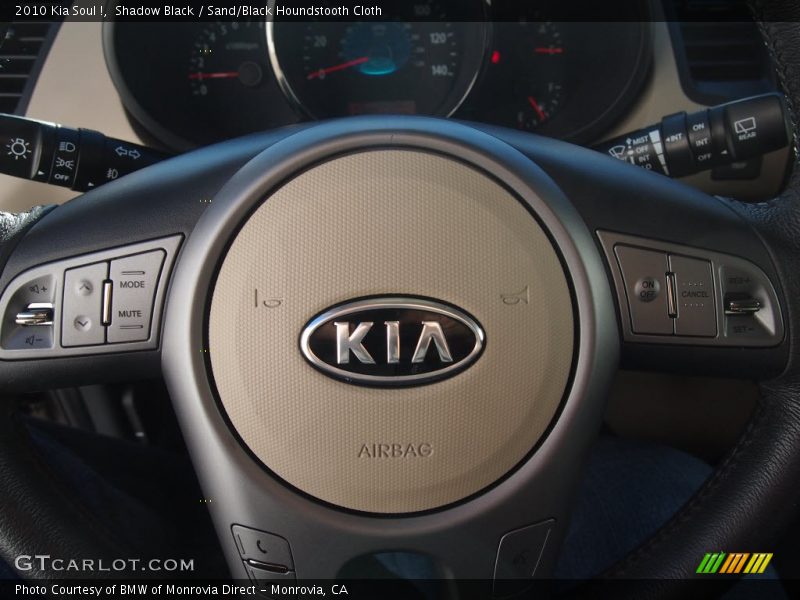 Shadow Black / Sand/Black Houndstooth Cloth 2010 Kia Soul !