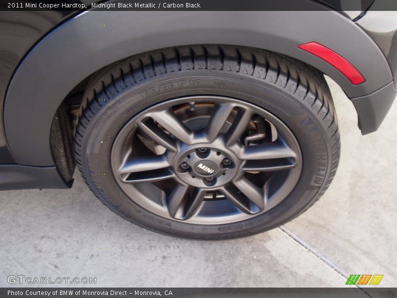 Midnight Black Metallic / Carbon Black 2011 Mini Cooper Hardtop