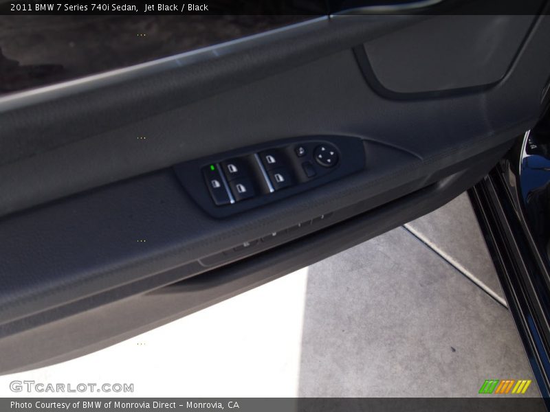 Jet Black / Black 2011 BMW 7 Series 740i Sedan