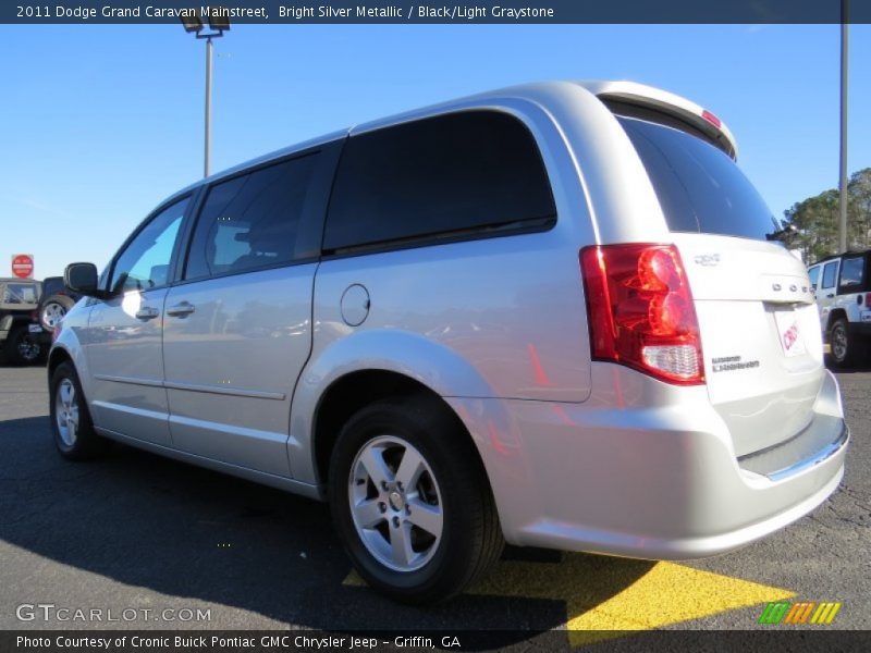Bright Silver Metallic / Black/Light Graystone 2011 Dodge Grand Caravan Mainstreet
