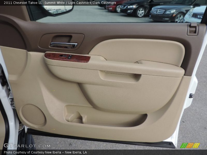 Summit White / Light Cashmere/Dark Cashmere 2011 Chevrolet Tahoe LS