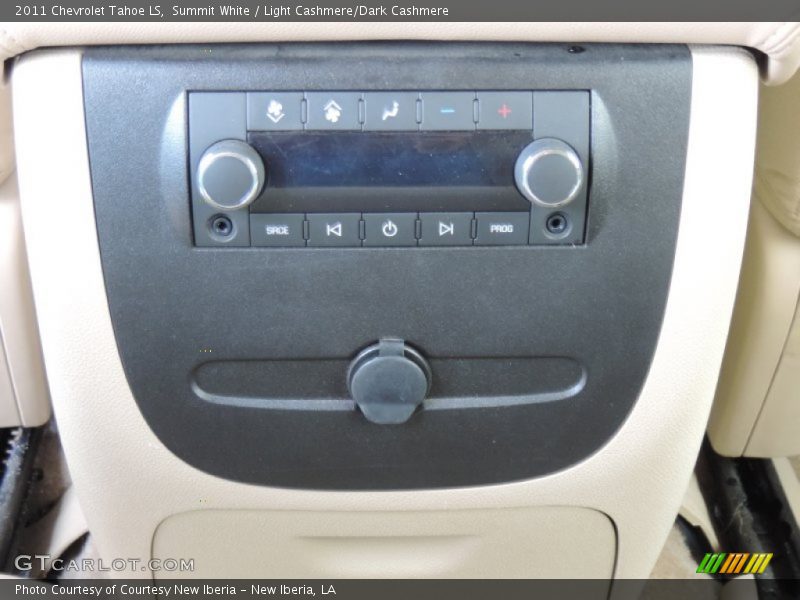 Summit White / Light Cashmere/Dark Cashmere 2011 Chevrolet Tahoe LS