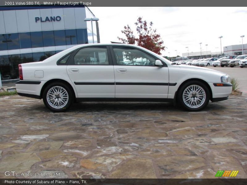 White / Taupe/Light Taupe 2001 Volvo S80 T6
