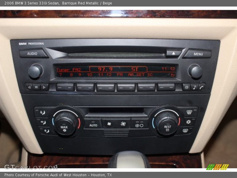 Controls of 2006 3 Series 330i Sedan