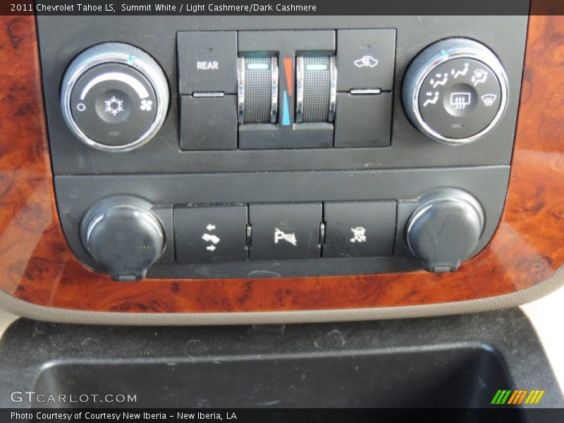 Summit White / Light Cashmere/Dark Cashmere 2011 Chevrolet Tahoe LS